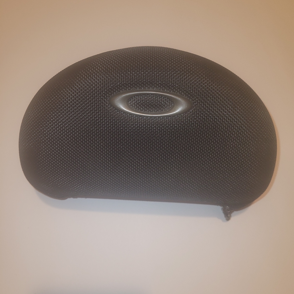 Oakley Semi-Rigid Glasses Case in Black